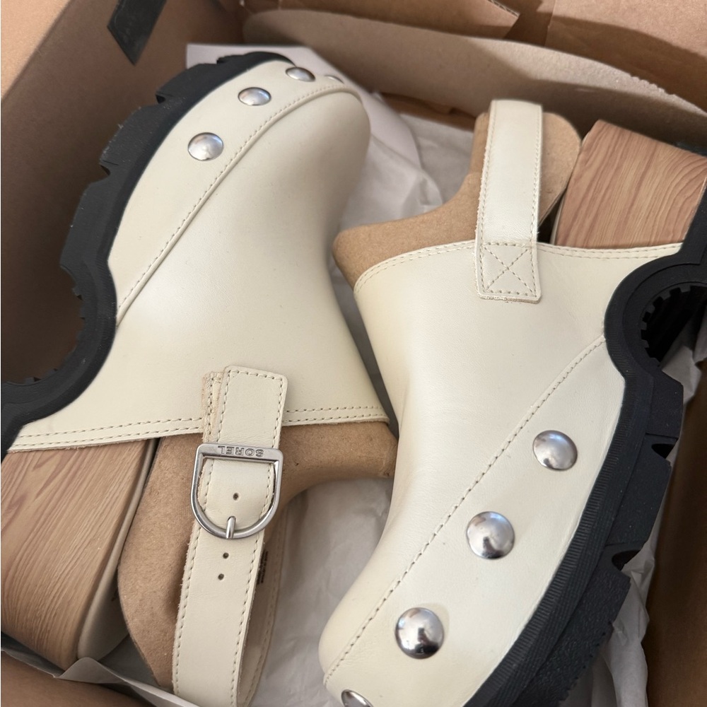 Sorel Black and White Footwear